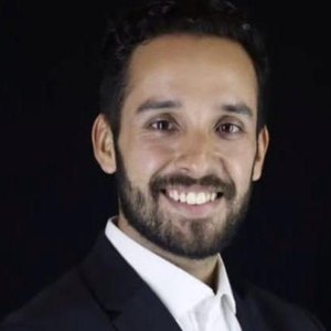 César García